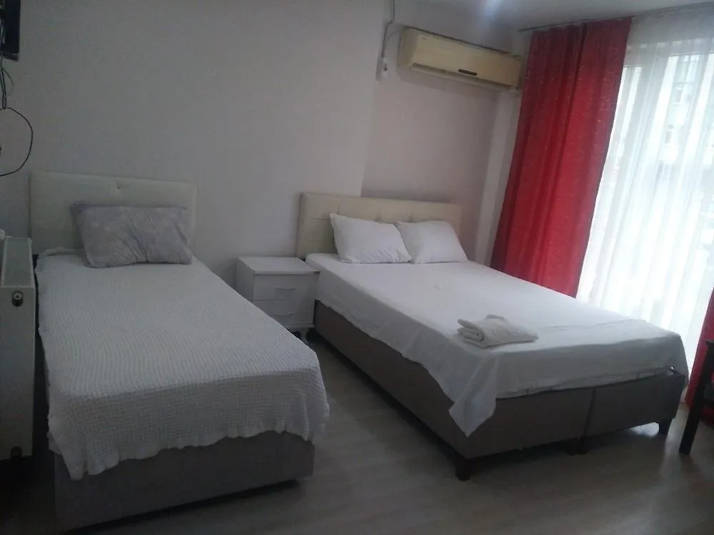 Rotana Hotel Resort Istanbul 5*,